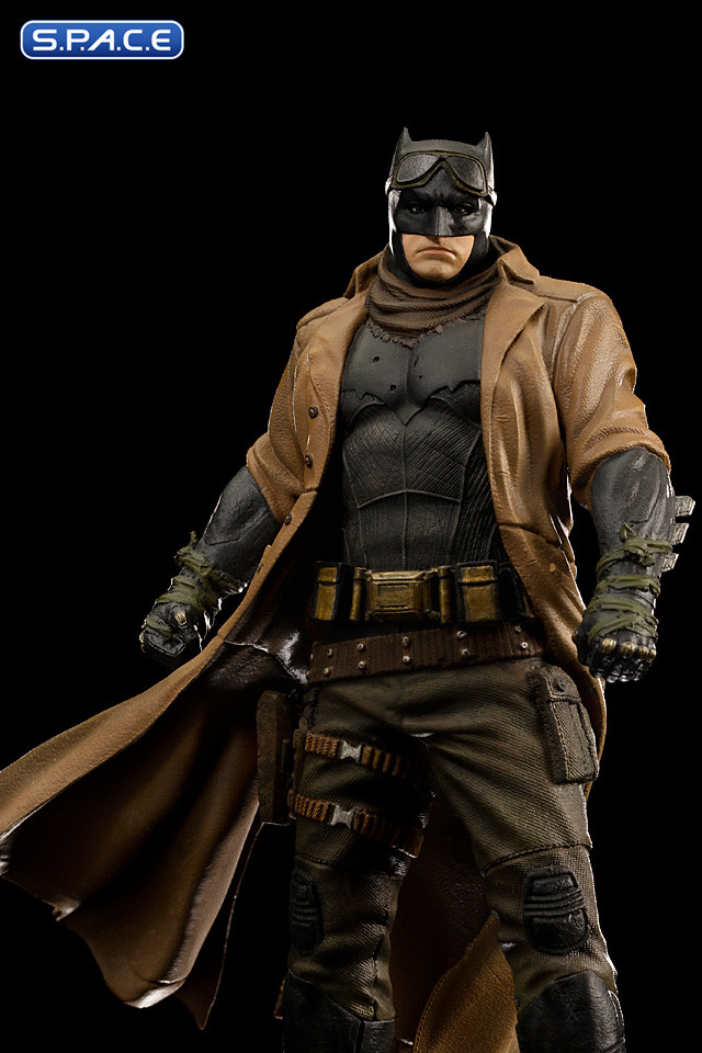 1/10 Scale Knightmare Batman Art Scale Statue (Zack Snyders Justice League)