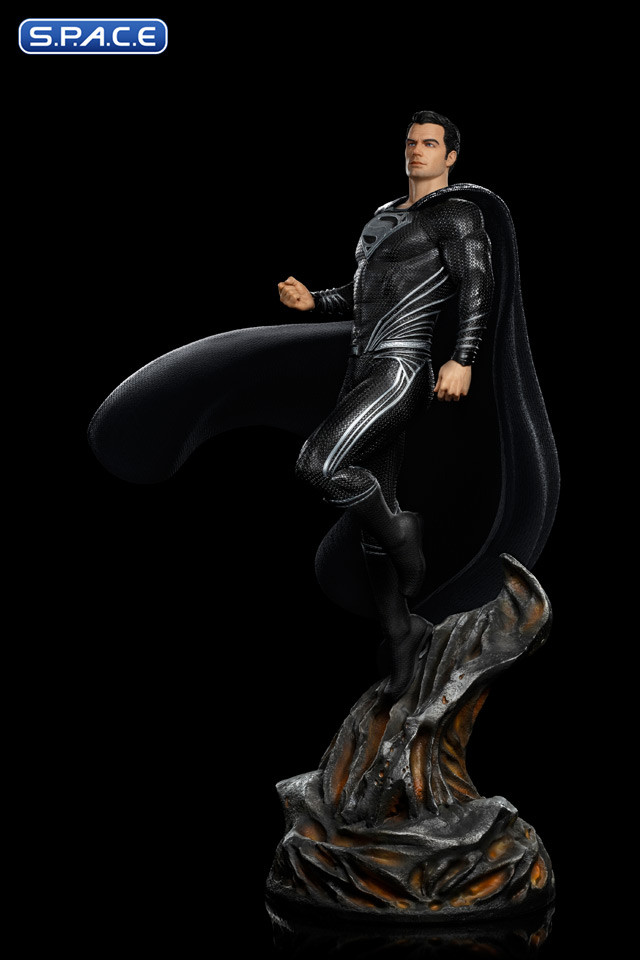 1/4 Scale Superman Black Suit Legacy Replica Statue (Zack Snyders Justice League)