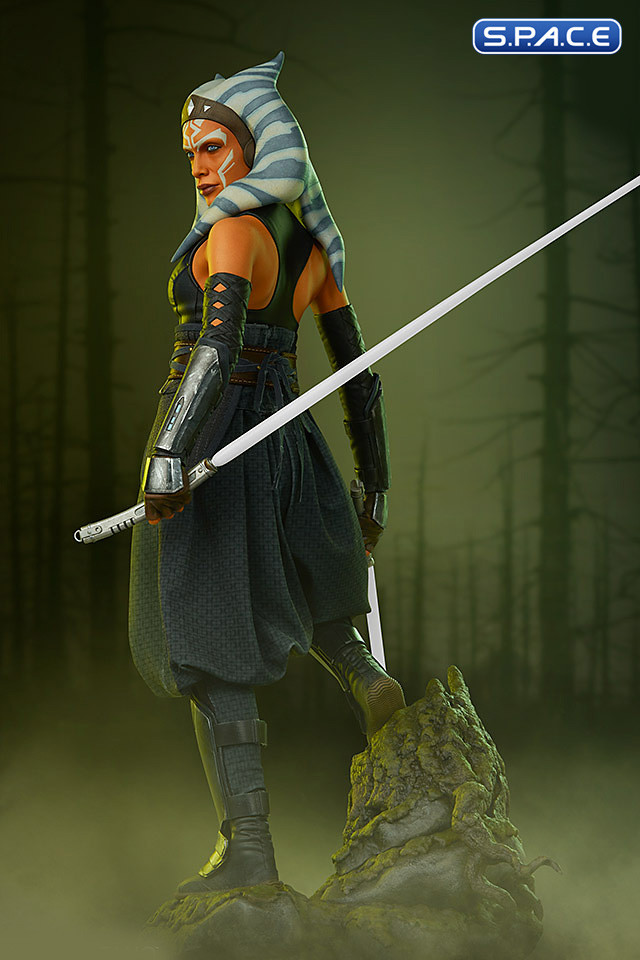 Ahsoka Tano Premium Format Figure (The Mandalorian)