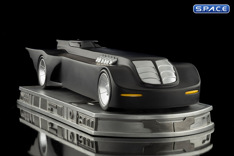 1/10 Scale Batmobile Art Scale Statue (Batman: The Animated Series)