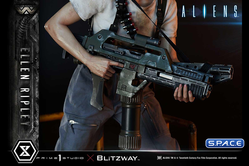 1/4 Scale Ellen Ripley Ultimate Premium Masterline Statue - Bonus Version (Aliens)