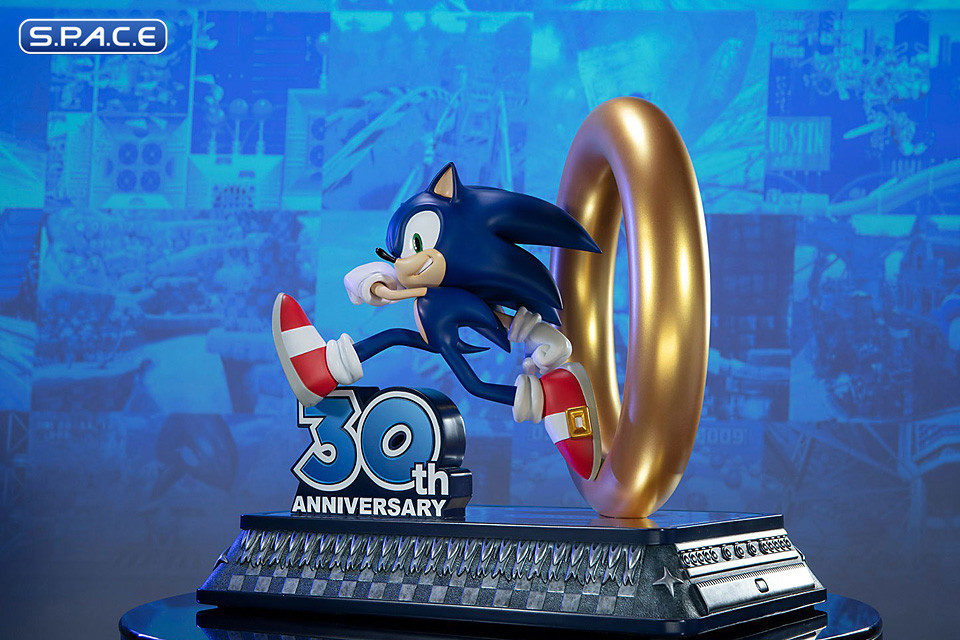 Sonic the Hedgehog 30th Anniversary Statue (Sonic the Hedgehog)