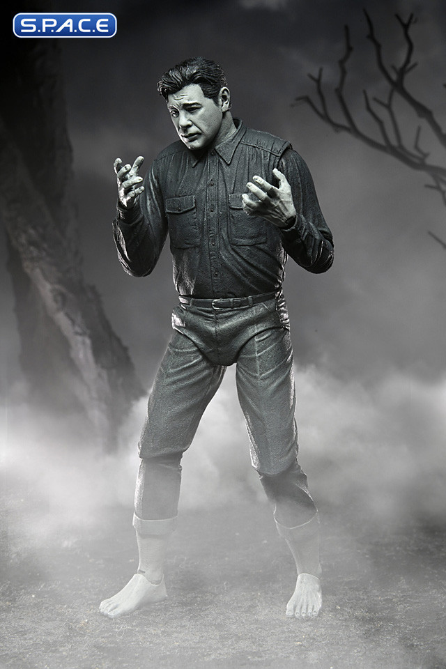 Ultimate Wolf Man - black & white version (Universal Monsters)