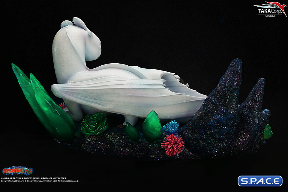 Light Fury and Night Lights Statue (How to Train Your Dragon)