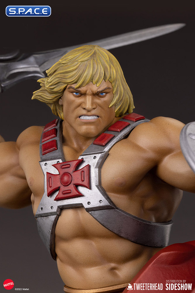 He-Man & Battle Cat Classic Deluxe Maquette (Masters of the Universe)