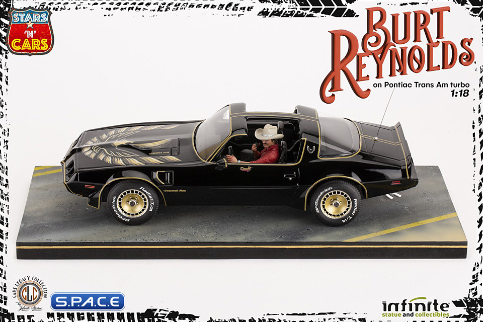Burt Reynolds on Pontiac Firebird Trans Am Statue (Smokey and the Bandit)