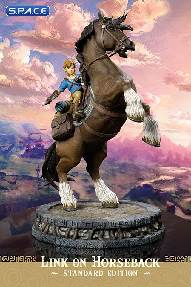 Link on Horseback Statue (The Legend of Zelda Breath of the Wild)