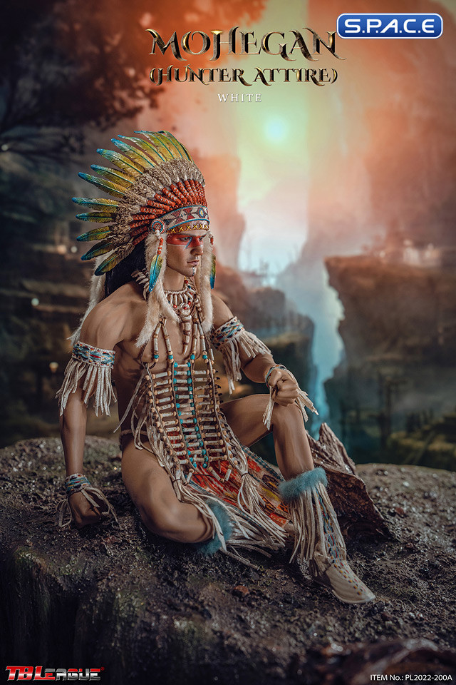 1/6 Scale White Mohegan Hunter Attire