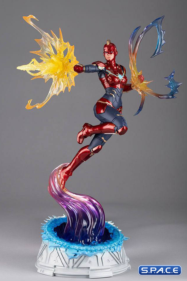 Captain Marvel Statue (MARVEL Future Revolution)
