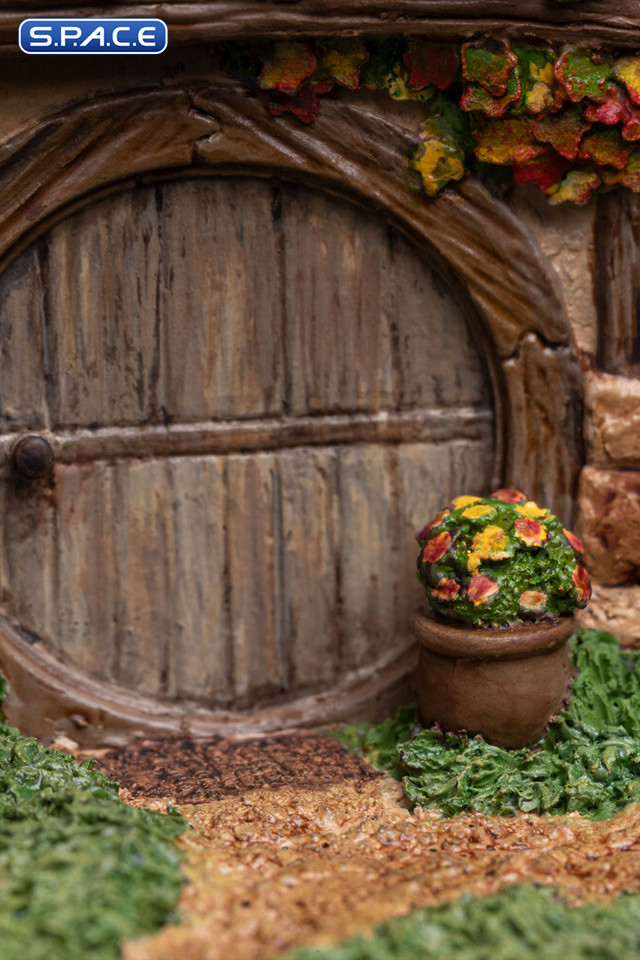 18 Gardens Smial Hobbit Hole (The Hobbit: An Unexpected Journey)