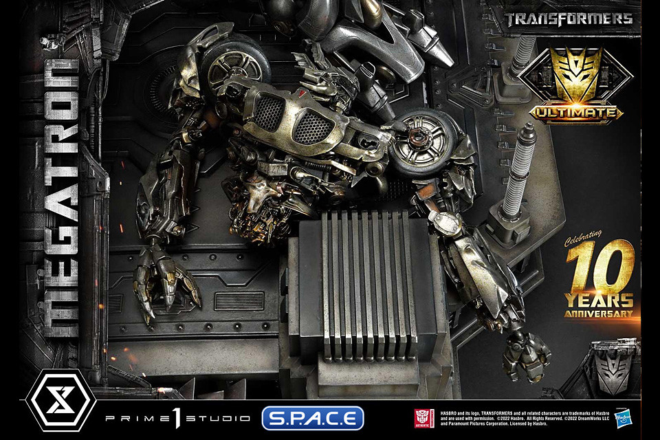 Megatron Ultimate Museum Masterline Statue - Bonus Version (Transformers)