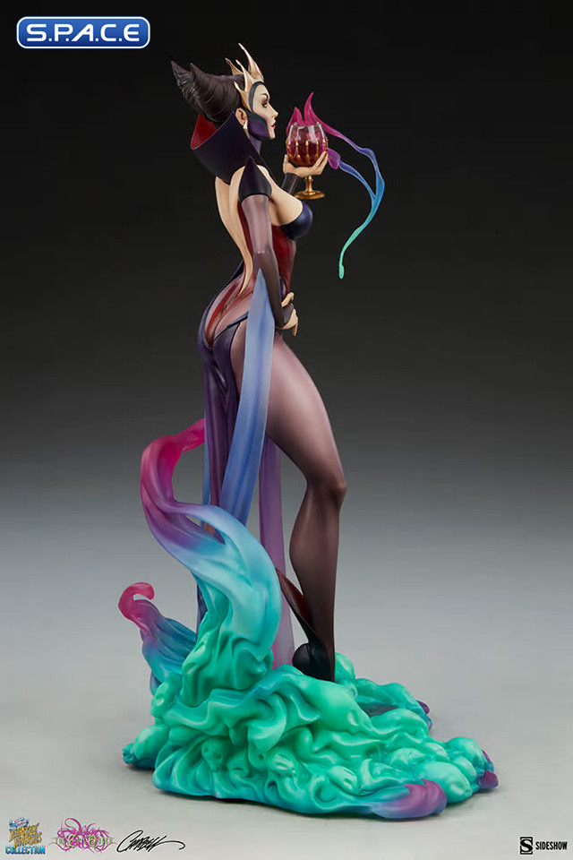 Evil Queen Statue (Fairytale Fantasies Collection)