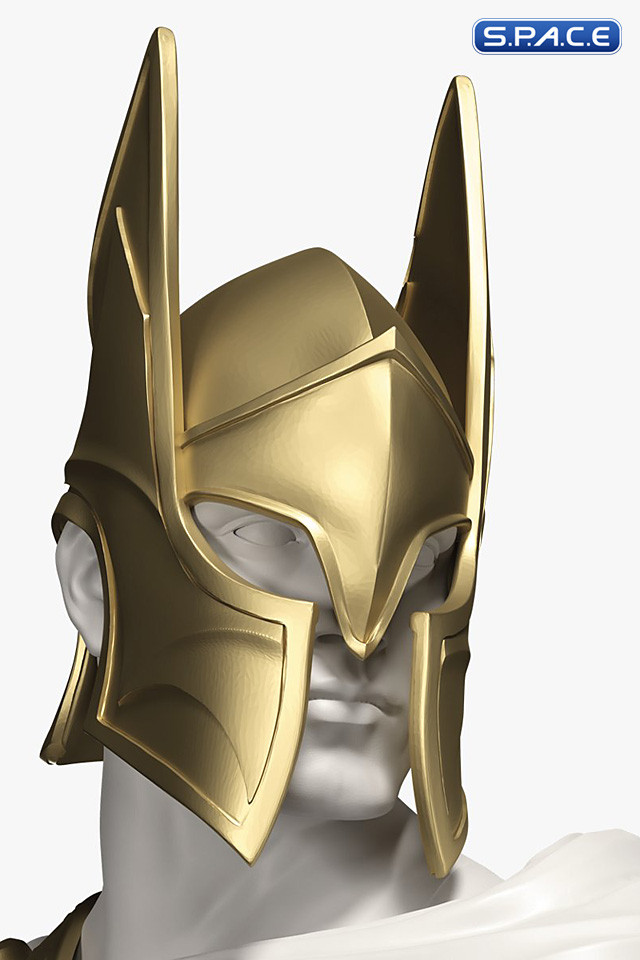 Batman �Champion of Gotham City� Statue (DC Comics)