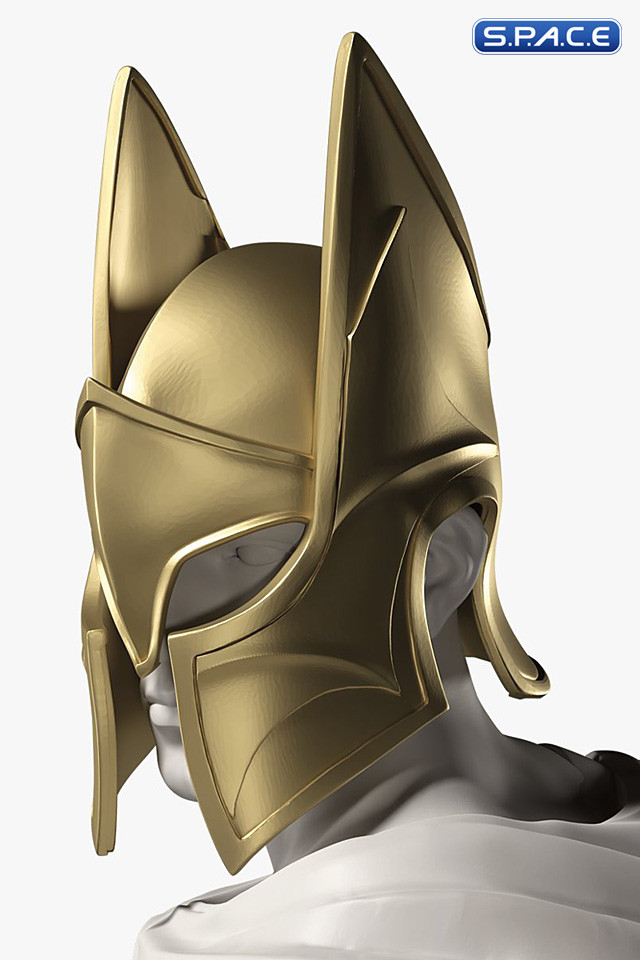 Batman �Champion of Gotham City� Statue (DC Comics)