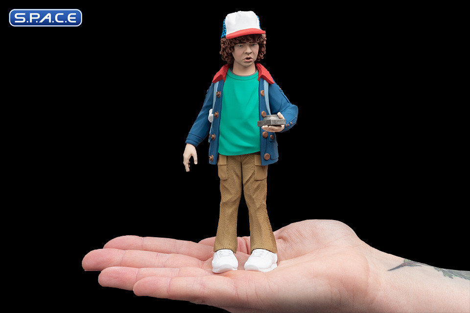 Dustin the Pathfinder Mini Epics Vinyl Figure (Stranger Things)