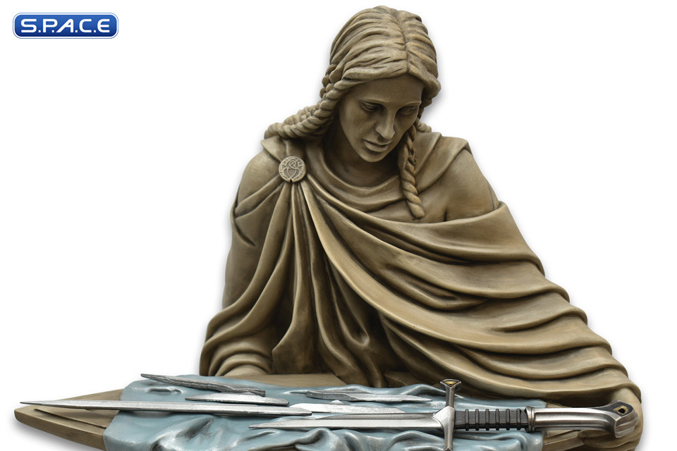 Shards of Narsil Statue (Lord of the Rings)