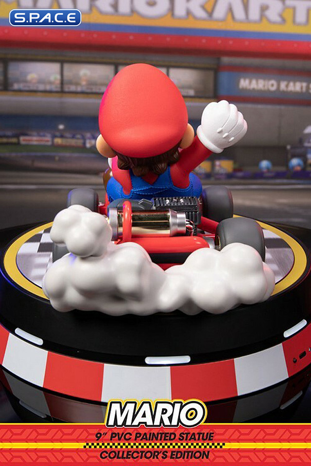 Mario PVC Statue - Collectors Edition (Mario Kart)
