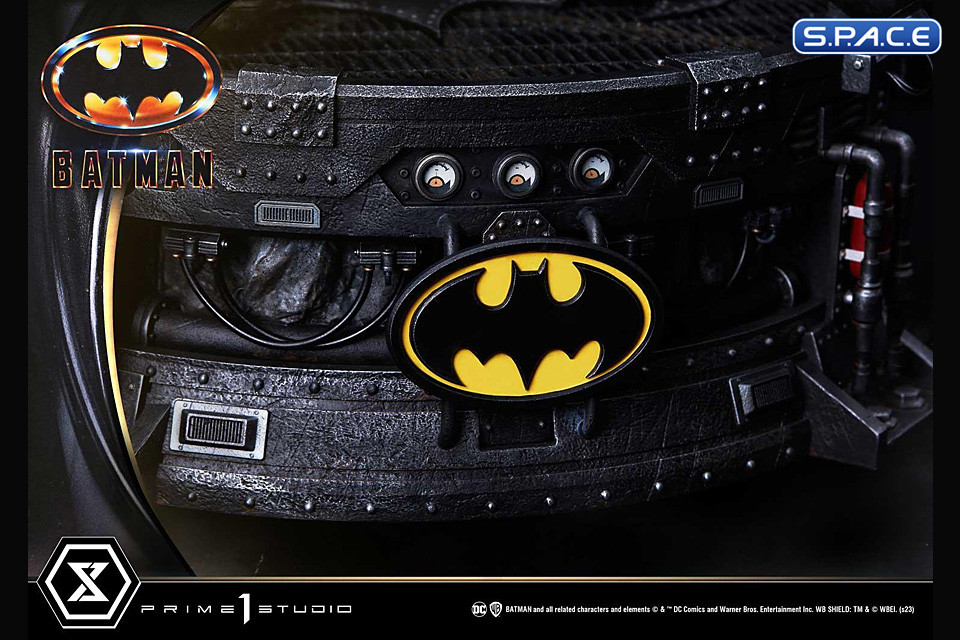 1/3 Scale Batman Ultimate Museum Masterline Statue (Batman)