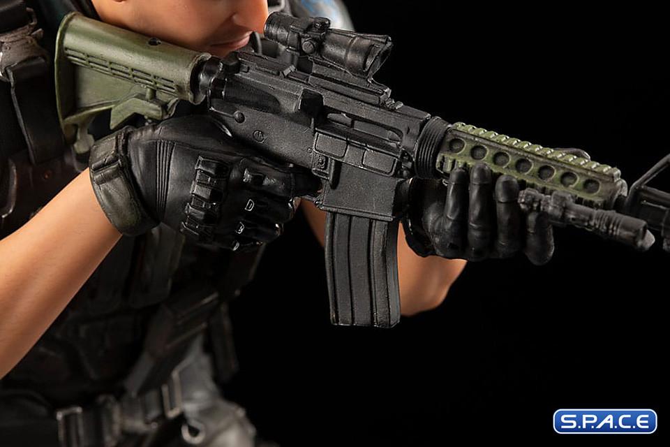 1/6 Scale Chris Redfield ARTFX PVC Statue (Resident Evil: Vendetta)