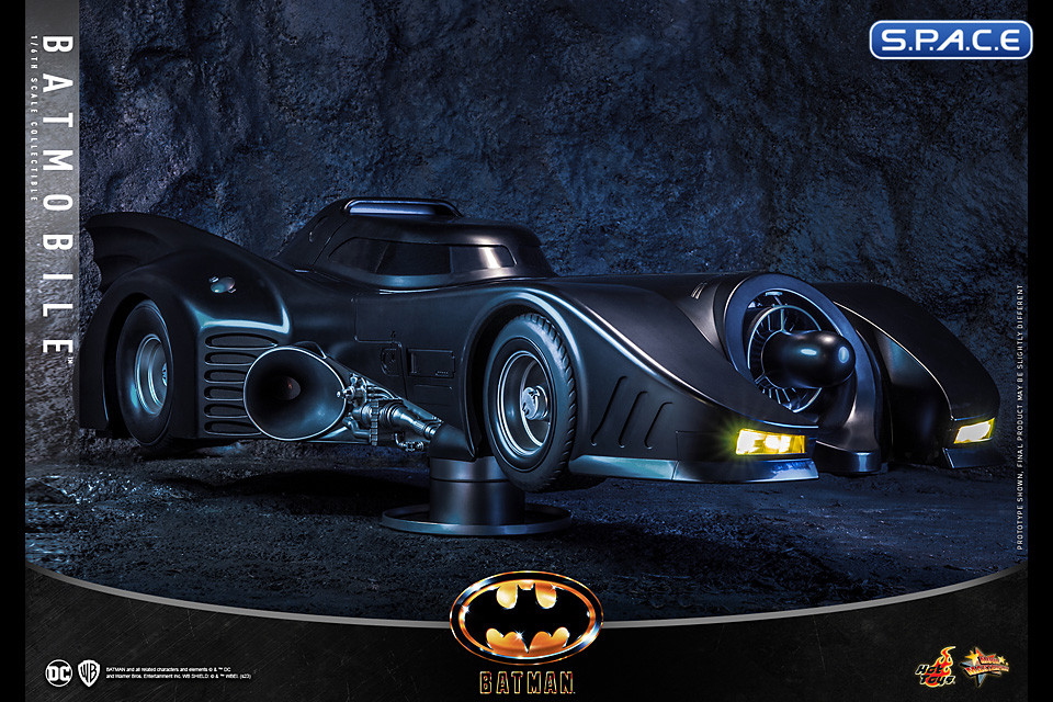 1/6 Scale Batmobile Movie Masterpiece MMS694 (Batman)