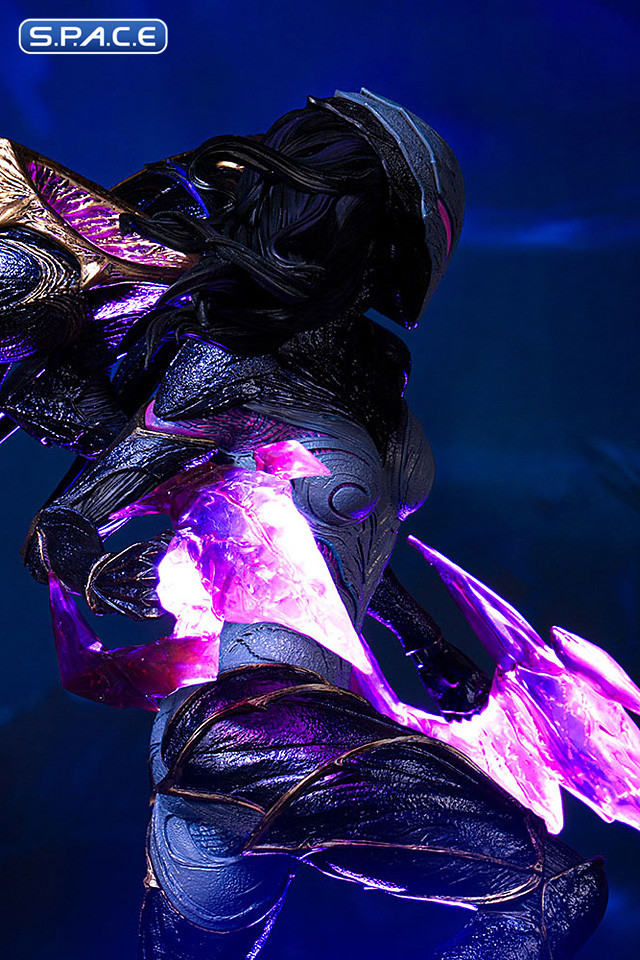 KaiSa Statue (League of Legends)