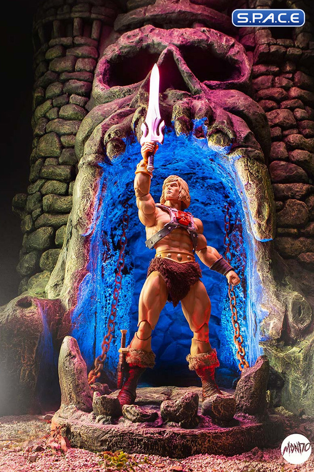 1/6 Scale He-Man Deluxe (Masters of the Universe)