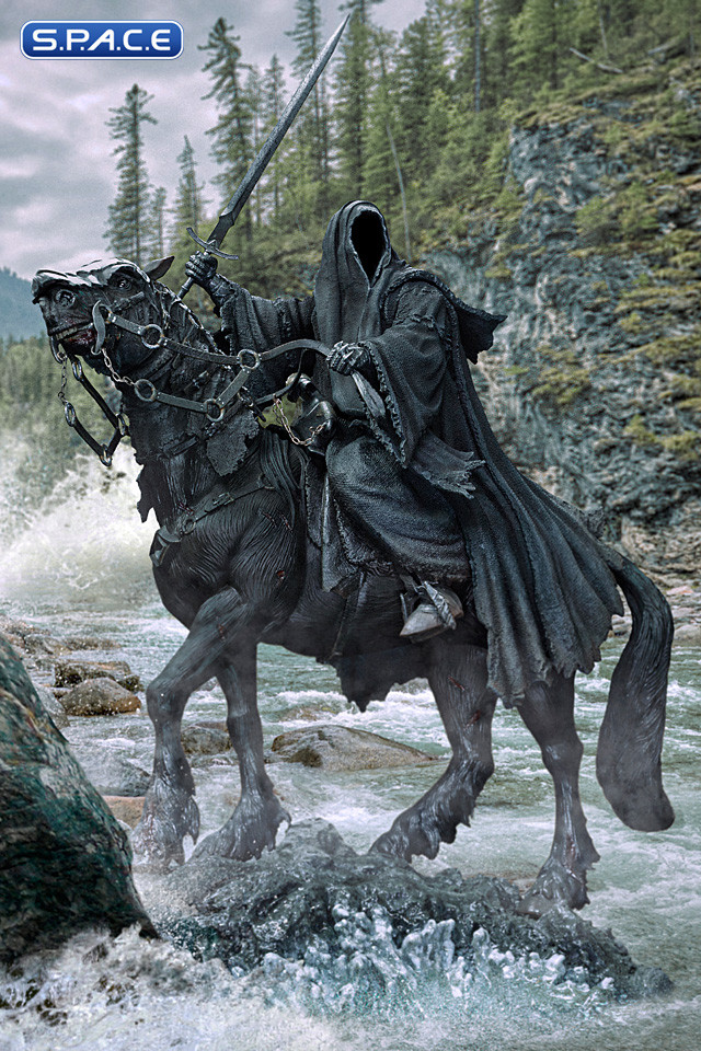 1/10 Scale Nazgul on Horse Deluxe Art Scale Statue (Lord of the Rings)