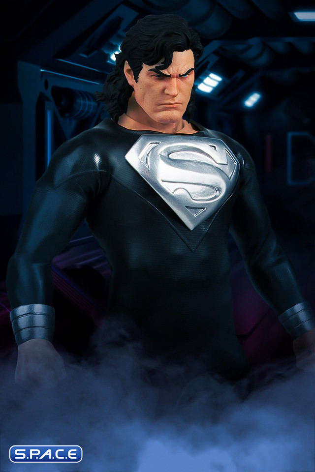 1/12 Scale Superman �Recovery Suit� One:12 Collective (DC Comics)