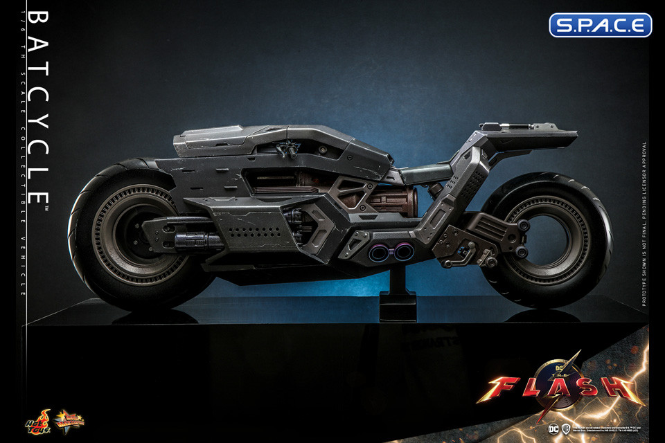 1/6 Scale Batcycle Movie Masterpiece MMS704 (The Flash)