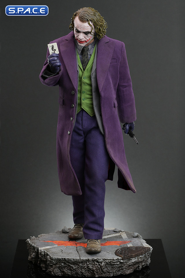 1/6 Scale The Joker DX32 (Batman - The Dark Knight)