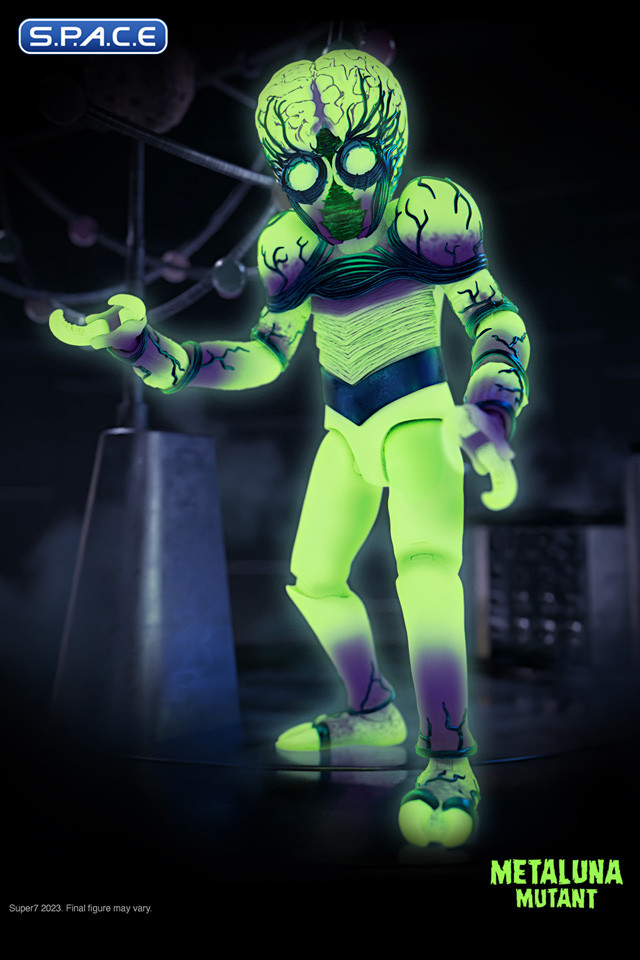 Ultimate Metaluna Mutant - Blue Glow Version (Classic Monsters)