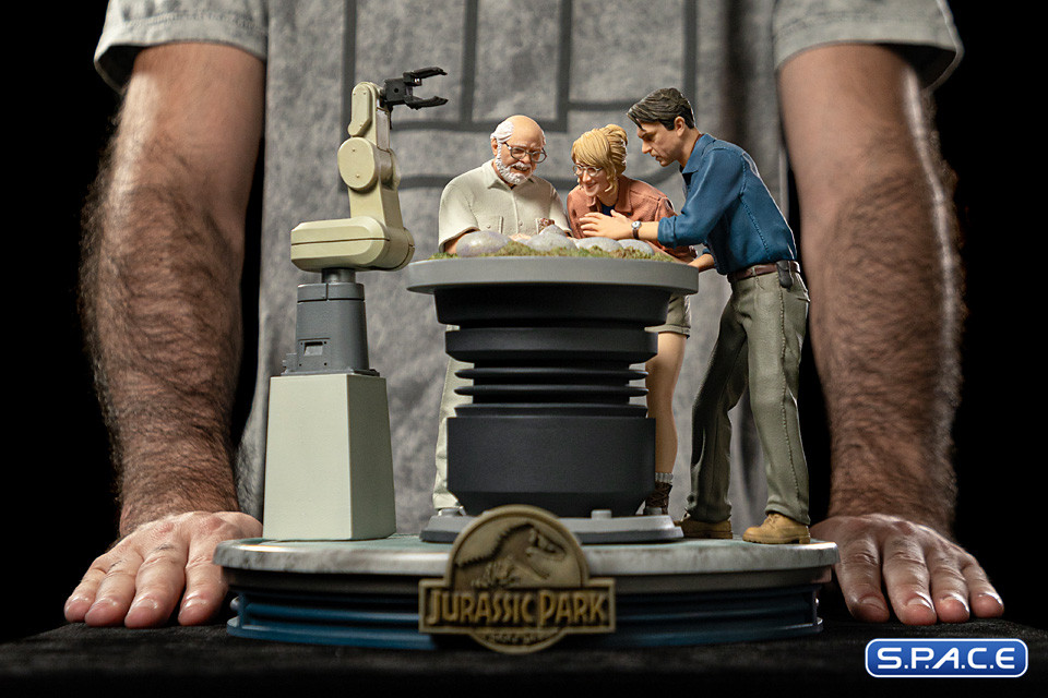 1/10 Scale Dino Hatching Deluxe Art Scale Statue (Jurassic Park)