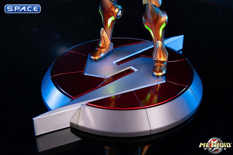 Samus Varia Suit PVC Statue - Collectors Edition (Metroid Prime)