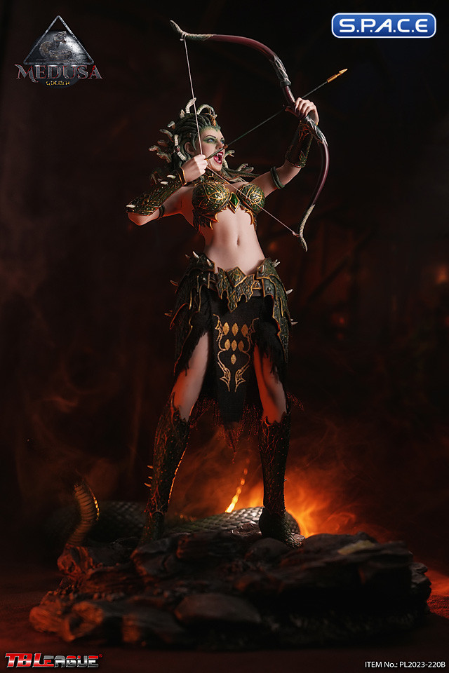 1/6 Scale Golden Medusa