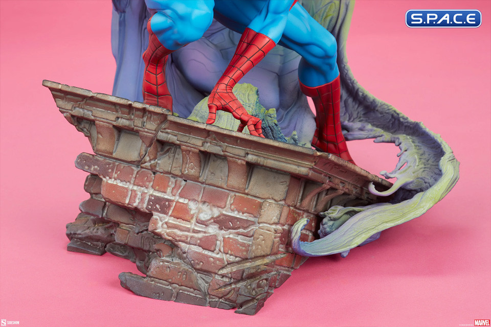 Spider-Man Premium Format Figure (Marvel)