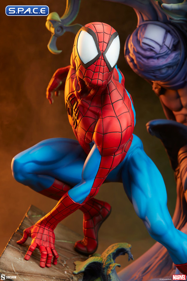 Spider-Man Premium Format Figure (Marvel)