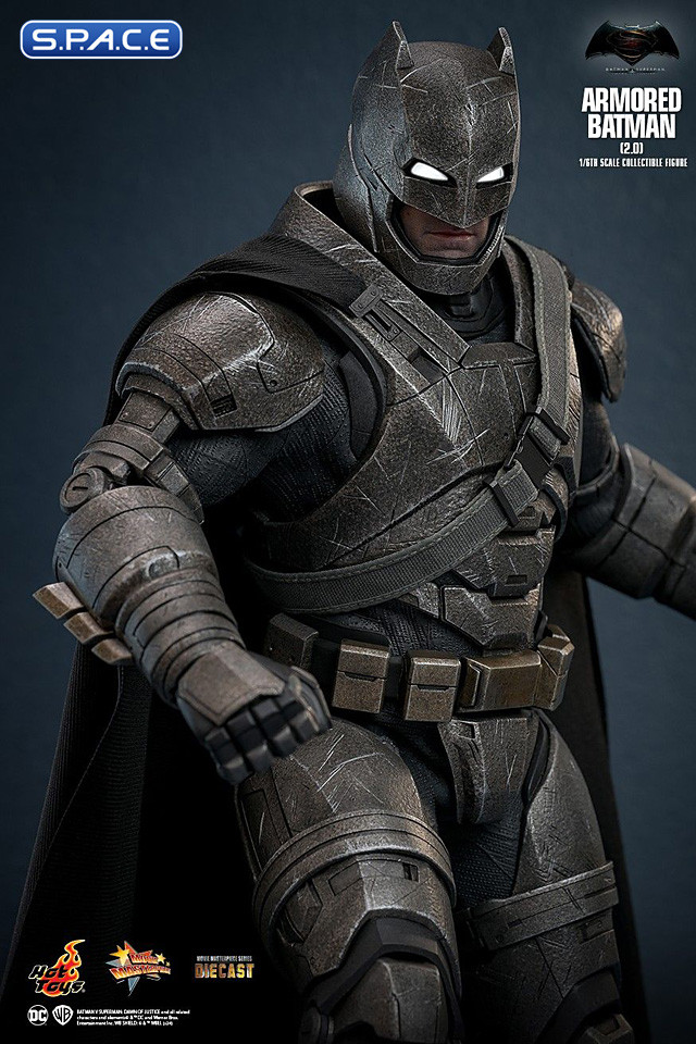 1/6 Scale Armored Batman 2.0 Movie Masterpiece MMS742D62 (Batman v Superman: Dawn of Justice)