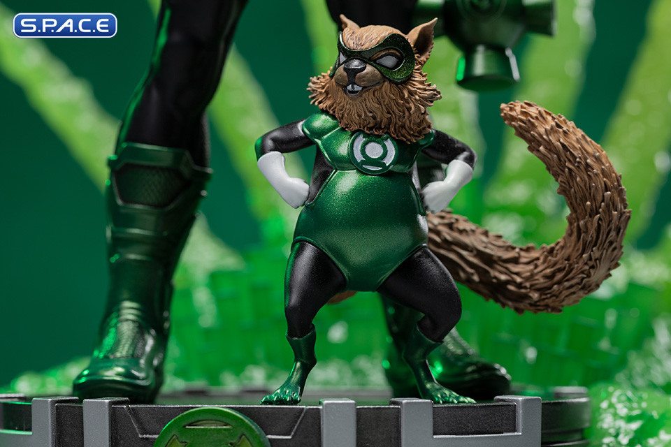 1/10 Scale Green Lantern Unleashed Deluxe Art Scale Statue (DC Comics)