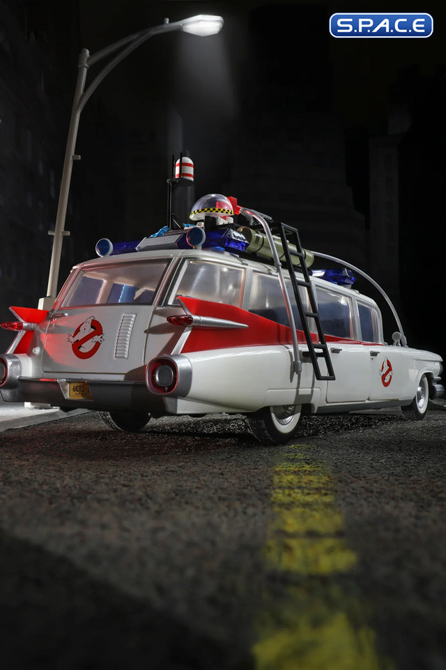 Ecto-1 Plasma Series (Ghostbusters)