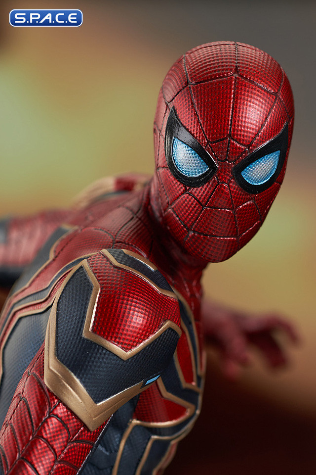 Iron Spider-Man Bust (Avengers)