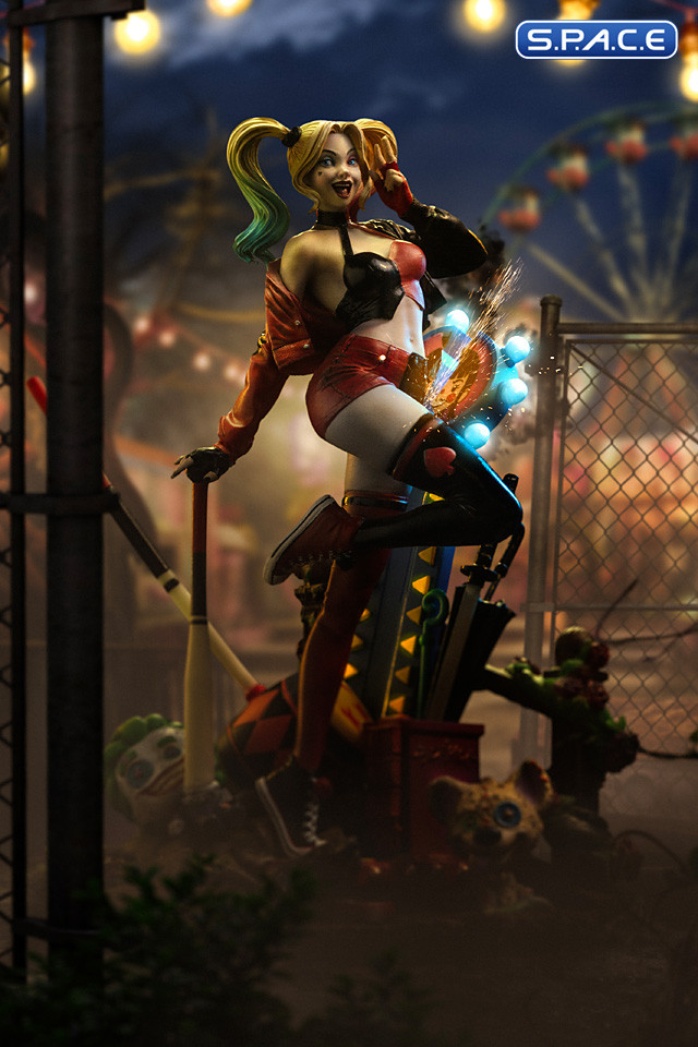 1/10 Scale Harley Quinn Gotham City Sirens Deluxe Art Scale Statue (DC Comics)