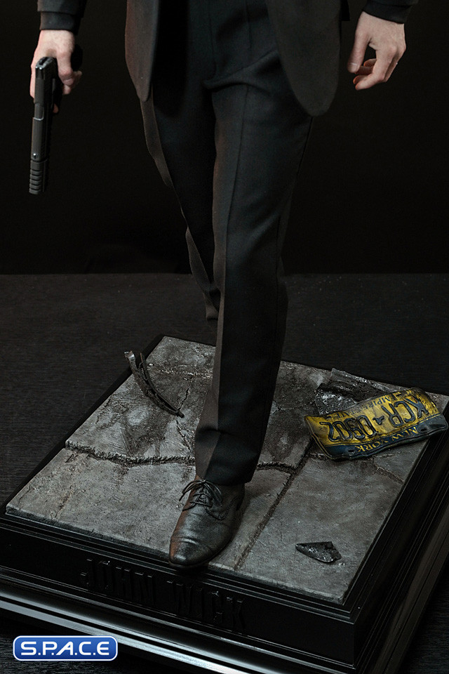 1/3 Scale John Wick Statue (John Wick)