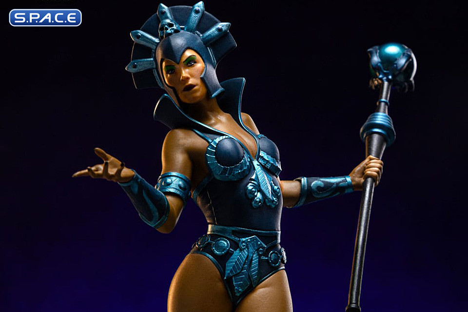 1/10 Scale Evil-Lyn Art Scale Statue - Color Variant Version (Masters of the Universe)