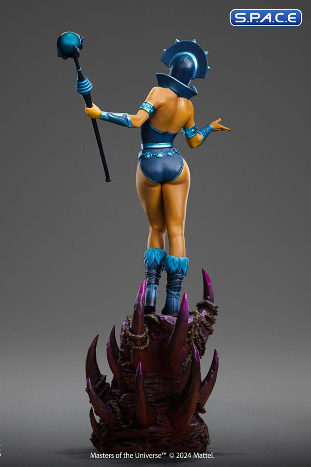 1/10 Scale Evil-Lyn Art Scale Statue - Color Variant Version (Masters of the Universe)