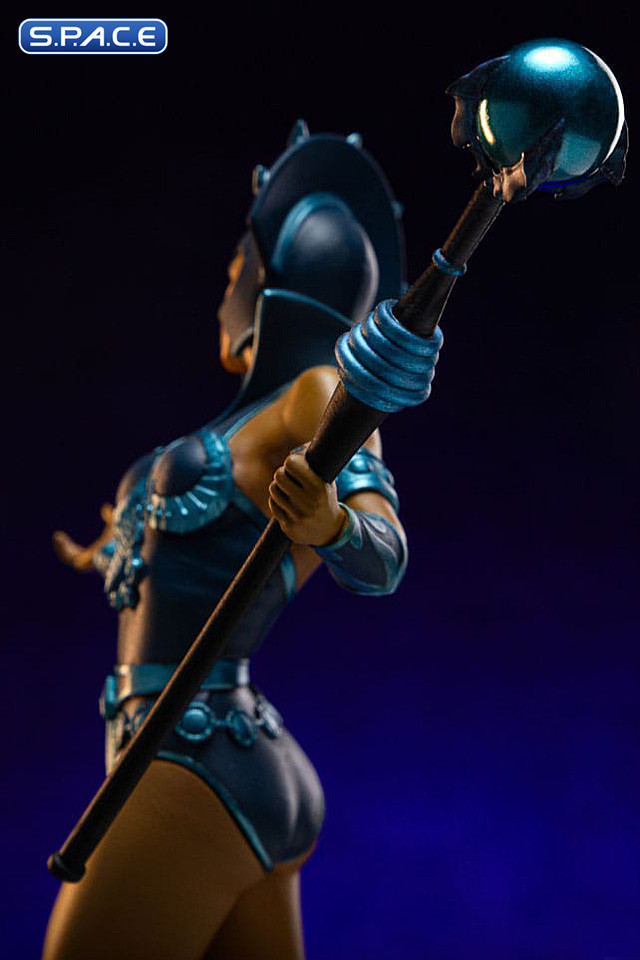 1/10 Scale Evil-Lyn Art Scale Statue - Color Variant Version (Masters of the Universe)