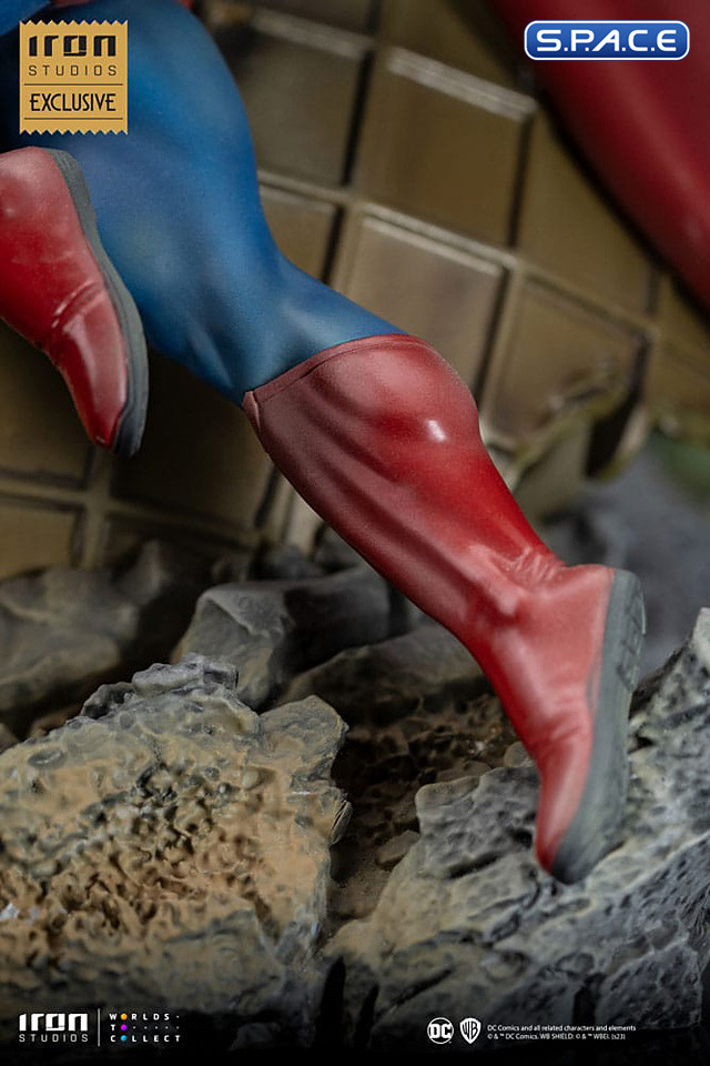 1/10 Scale Superman vs. Doomsday BDS Art Scale Statue (DC Comics)