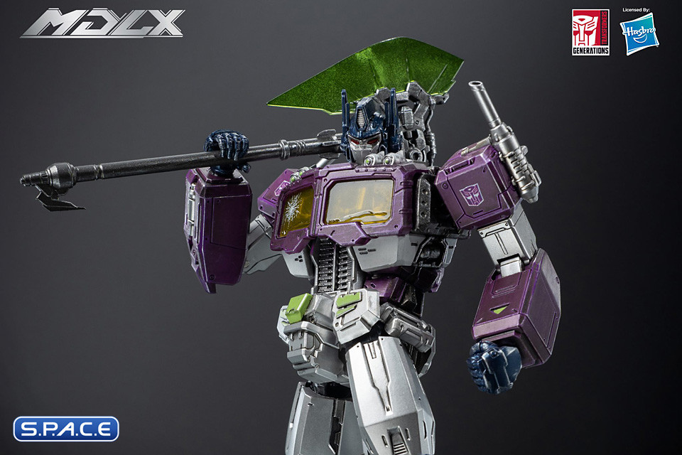 Optimus Prime MDLX Collectible Figure - Shattered Glass Version (Transformers)