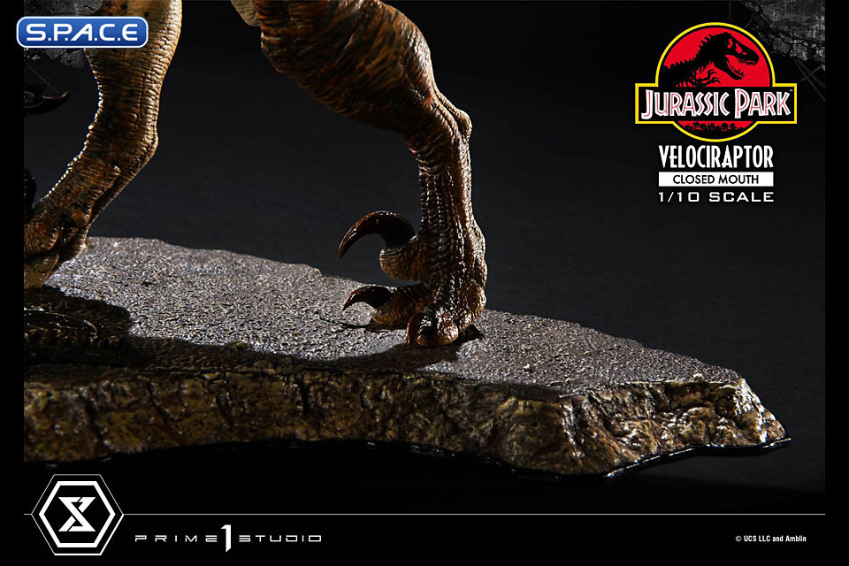 1/10 Scale Velociraptor Prime Collectible Figures Statue - closed Mouth Version (Jurassic Park)