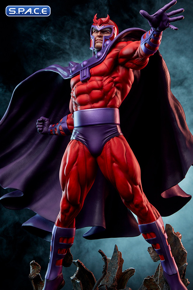 Magneto Master of Magnetism Premium Format Figure (Marvel)
