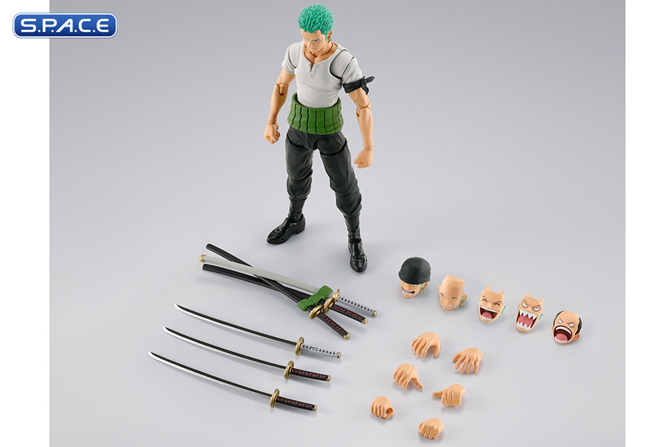 S.H.Figuarts Roronoa Zoro Romance Dawn (One Piece)